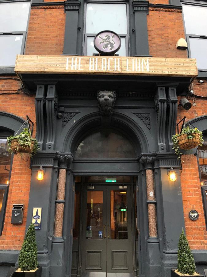 Black Lion Hotel Manchester Салфорд Екстериор снимка